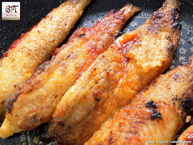 Preparation of Bombay Duck Recheado