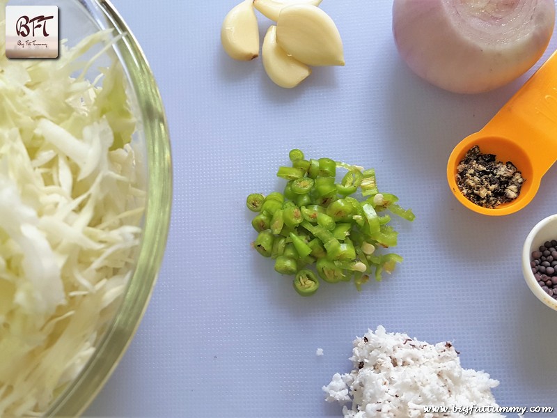 Preparation of Goan Cabbage Foogath