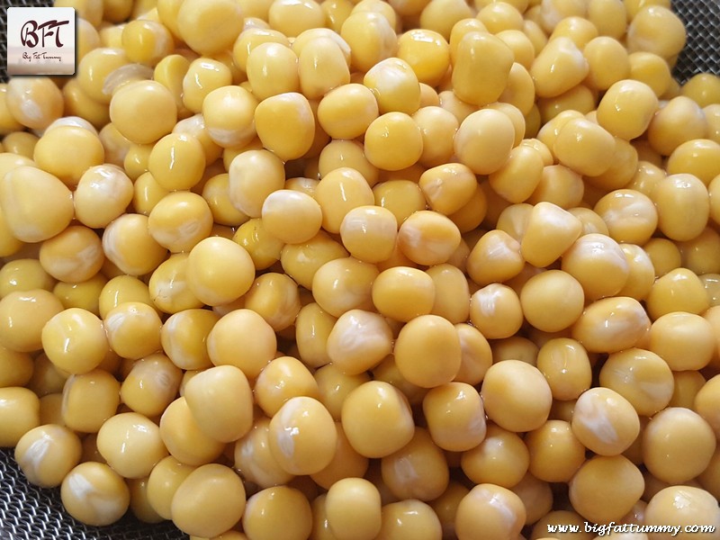 Preparation of Goan White Pea Ros