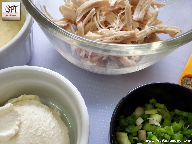 Preparation of Chicken Roll Filling