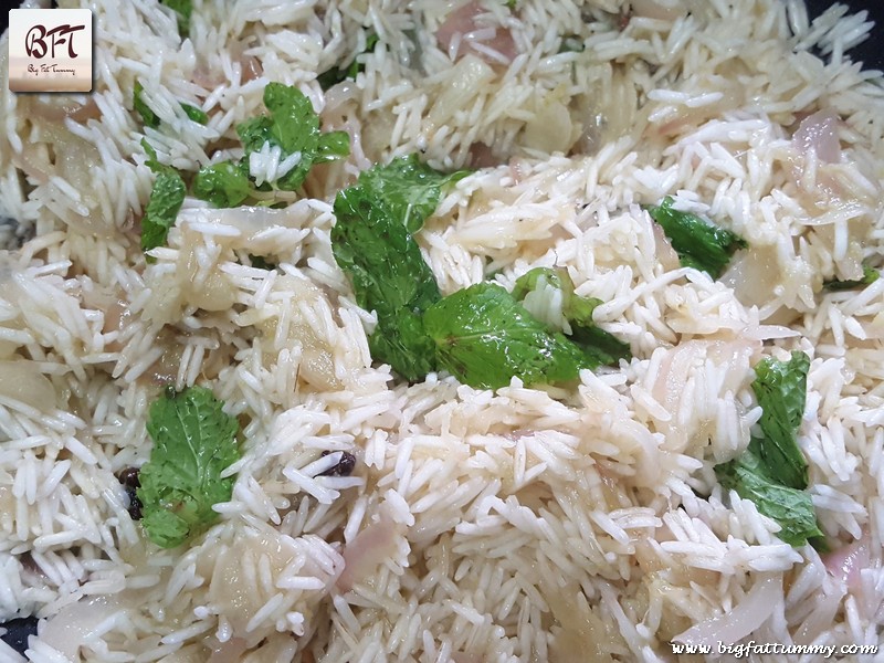 Preparation of Coconut Pulao