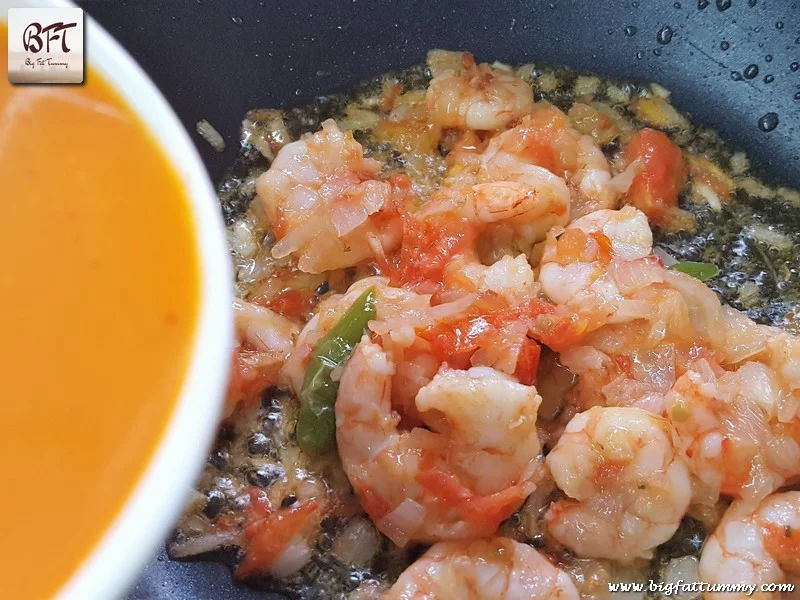 Preparation of Goan Prawn Okra / Ladyfinger Curry