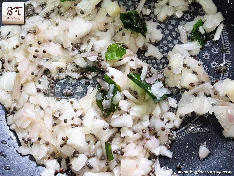 Preparation of French Bean Carrot Stir Fry