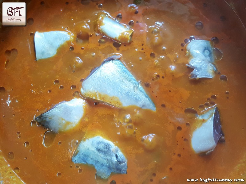 Preparation of Hot & Tangy Mackerel Curry