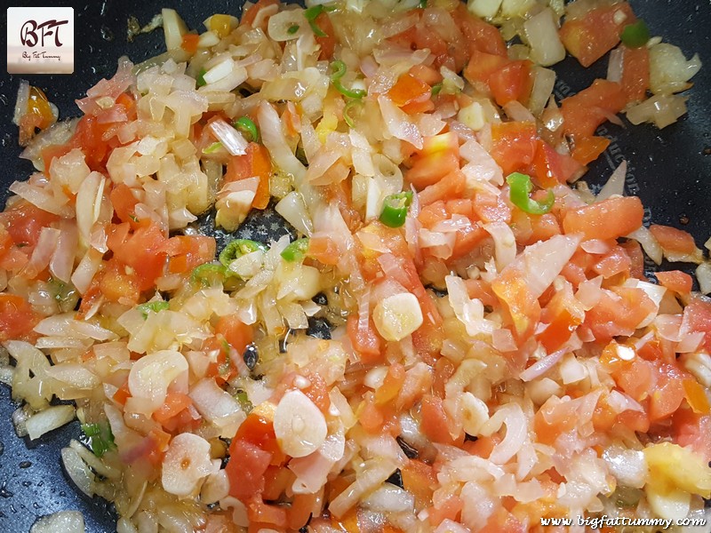 Preparation of Palak Paneer ka Milan