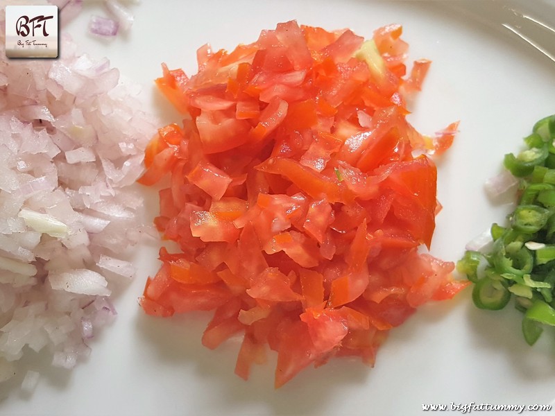 Preparation of Salad Stuffed Mackerels