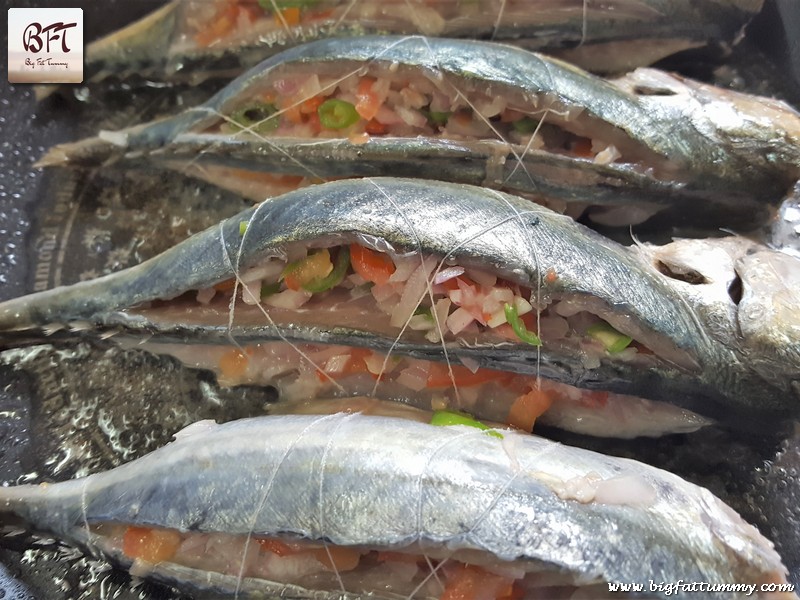 Preparation of Salad Stuffed Mackerels