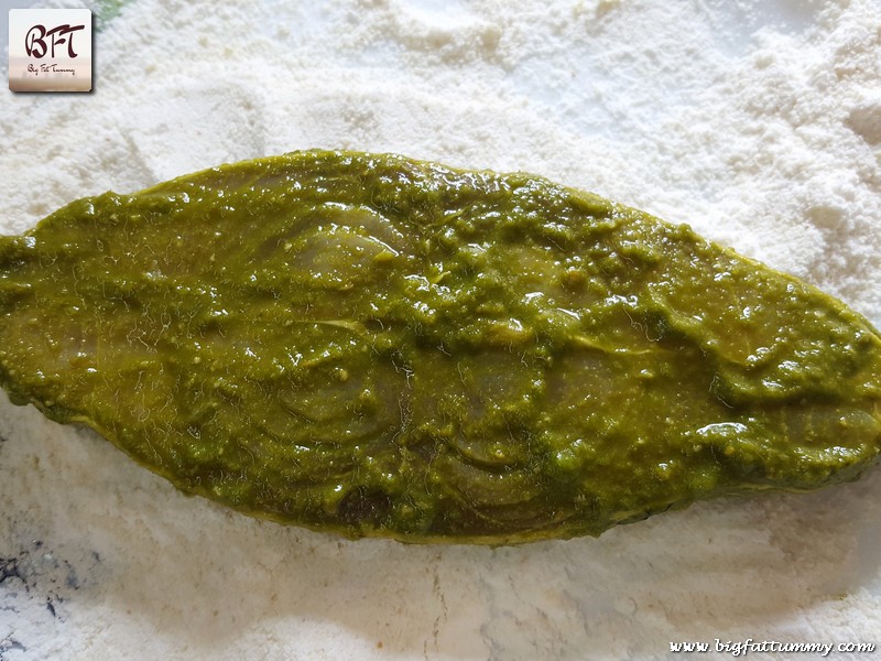 Preparation of Black Pomfret Green Masala Rawa Fried