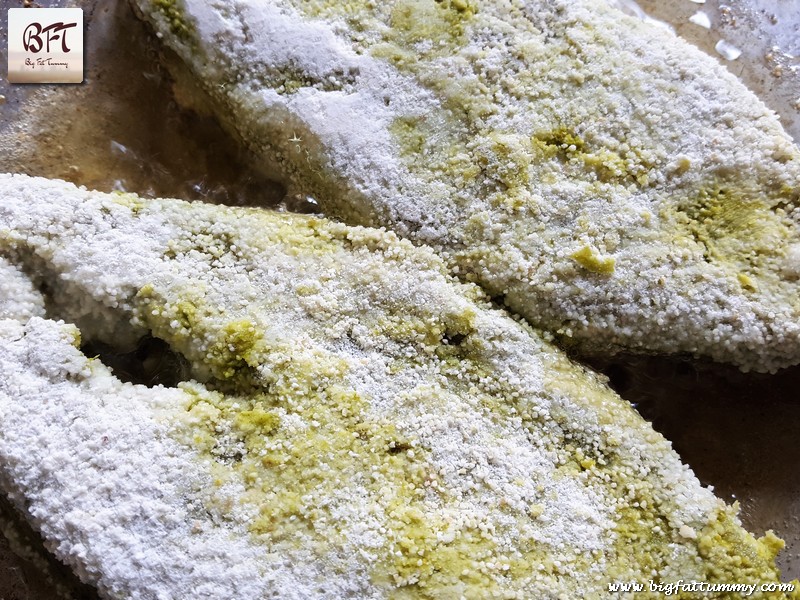 Preparation of Black Pomfret Green Masala Rawa Fried