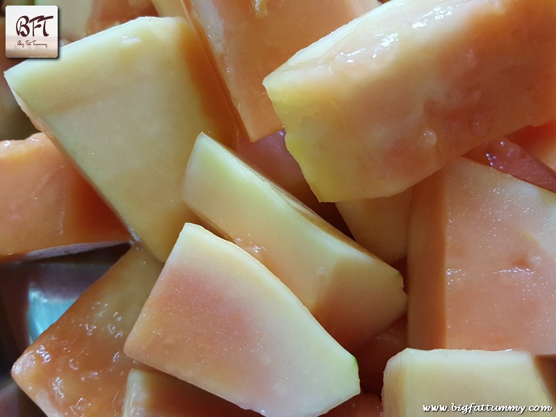 Preparation of Goan Raw Papaya Prawn Curry