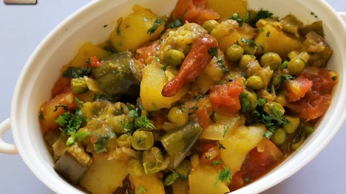 Maharashtrian Vangi Batata Vatana Bhaji 05