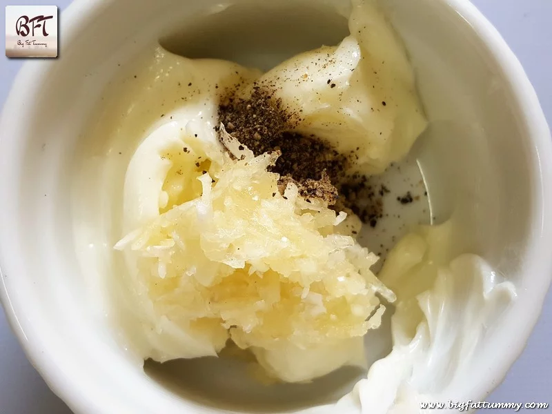 Preparation of Quick Garlic Bread