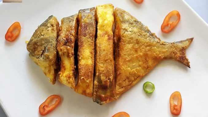 Crisp Fried Pomfret 03 Crisp Fried Pomfret