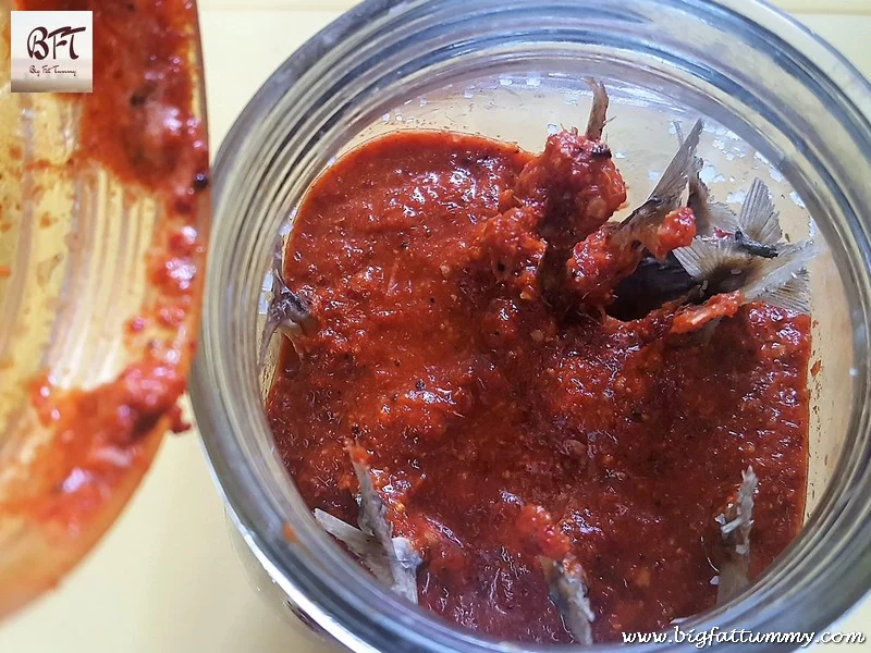Making of Dry Mackerel Para