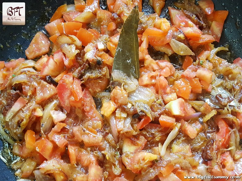 Preparation of Kingfish Biryani