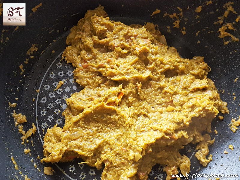 Making of Bombay Duck Green Curry