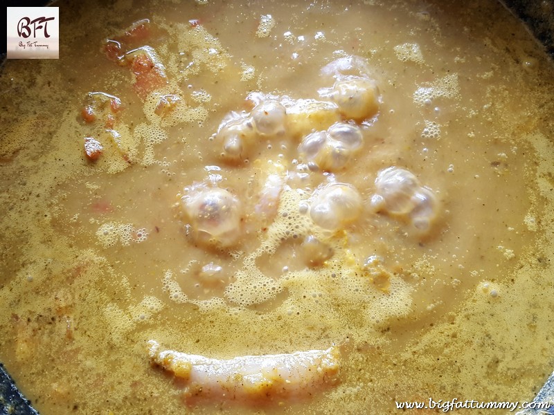 Making of Bombay Duck Green Curry