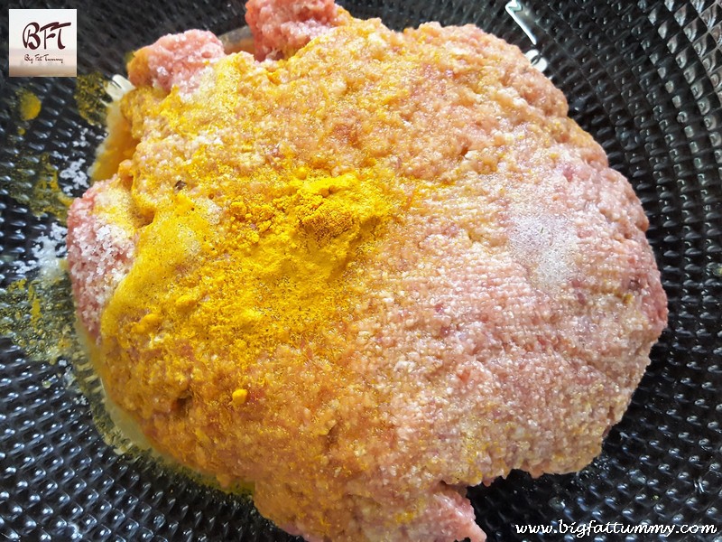 Preparation of Capsicum Stuffed with Beef Mince