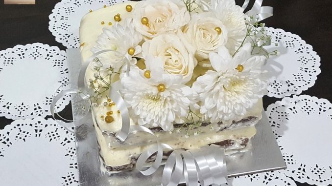 Chococate Cake with Cream Cheese Frosting 11 Chocolate Cake with Cream Cheese Frosting