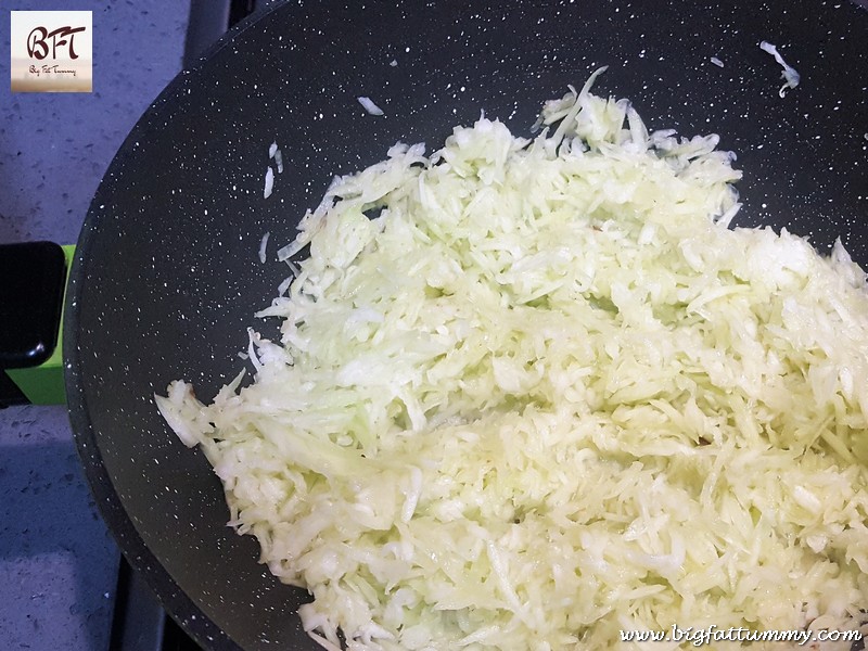 Preparation of Lauki / Doodhi Ka Halwa