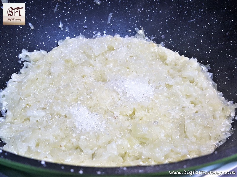 Preparation of Lauki / Doodhi Ka Halwa