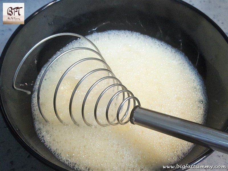 Making of Masala Cheese Omelette