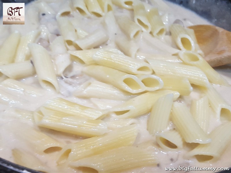 Preparation of Pasta in Mushroom Pepper Sauce