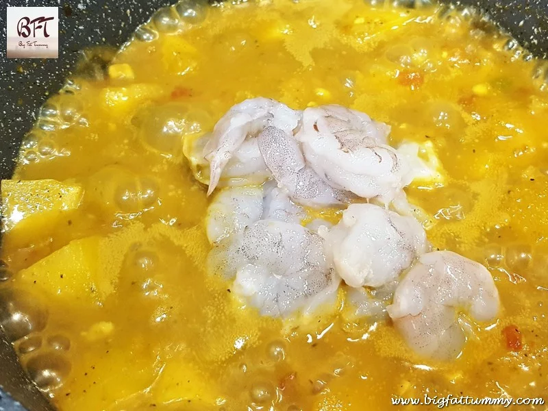 Preparation of Goan Red Pumpkin Prawn Verdur / Curry