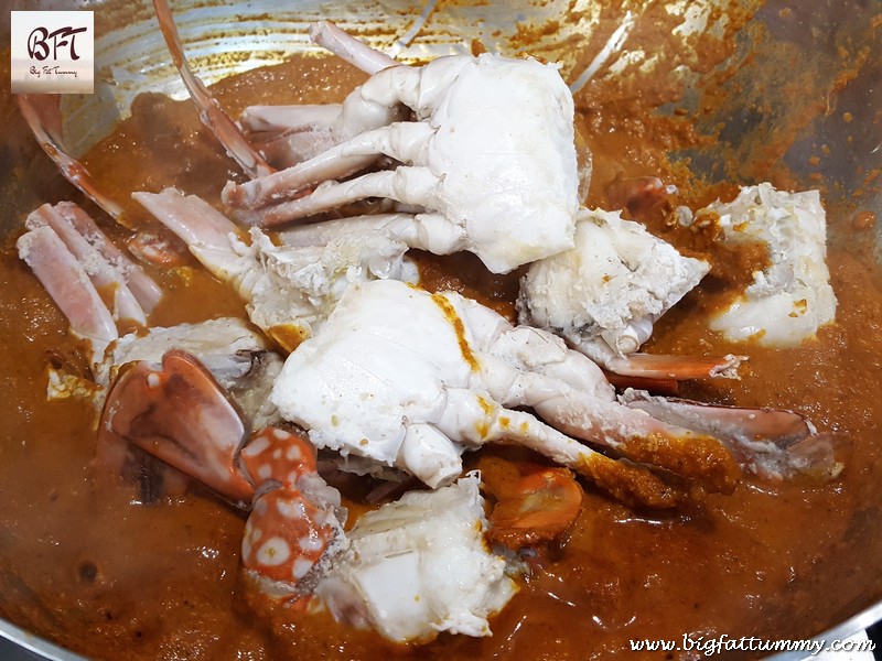 Preparation of Crab Xacuti