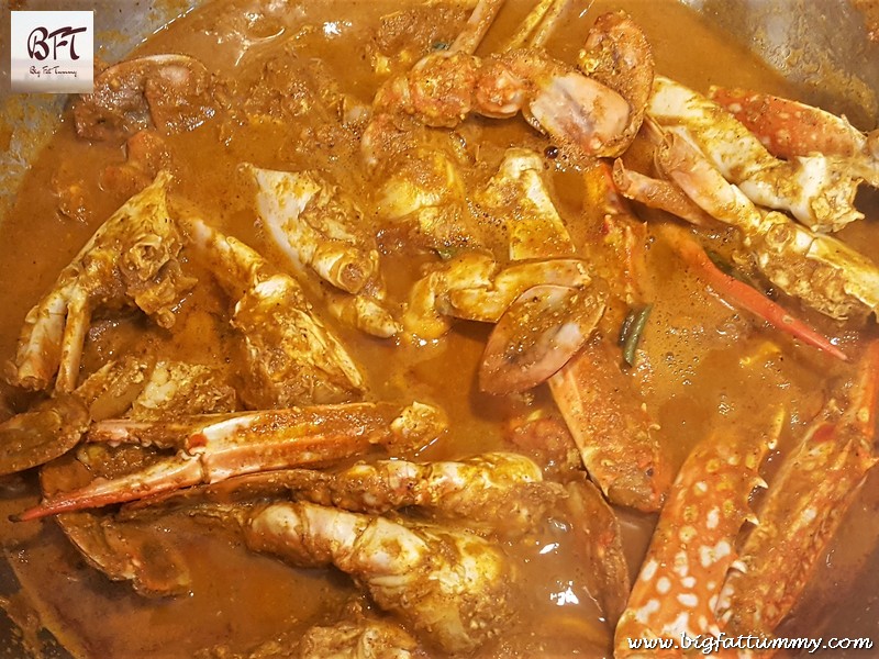 Preparation of Crab Xacuti