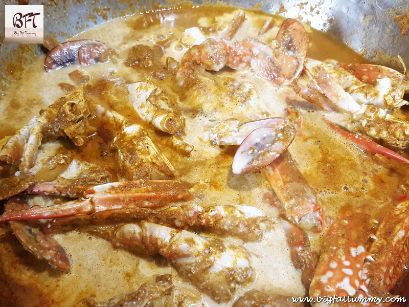 Preparation of Crab Xacuti