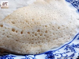 Koiloreos / Goan Rice Bread with Egg