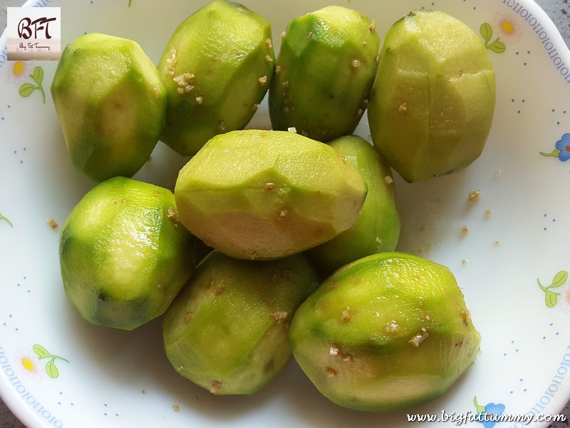 Making of Ambade Ros / Hog Plum Curry