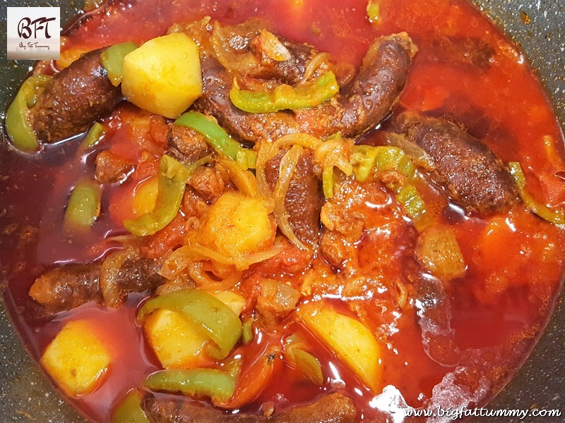 Preparation of Goan Chorizo Masala Curry