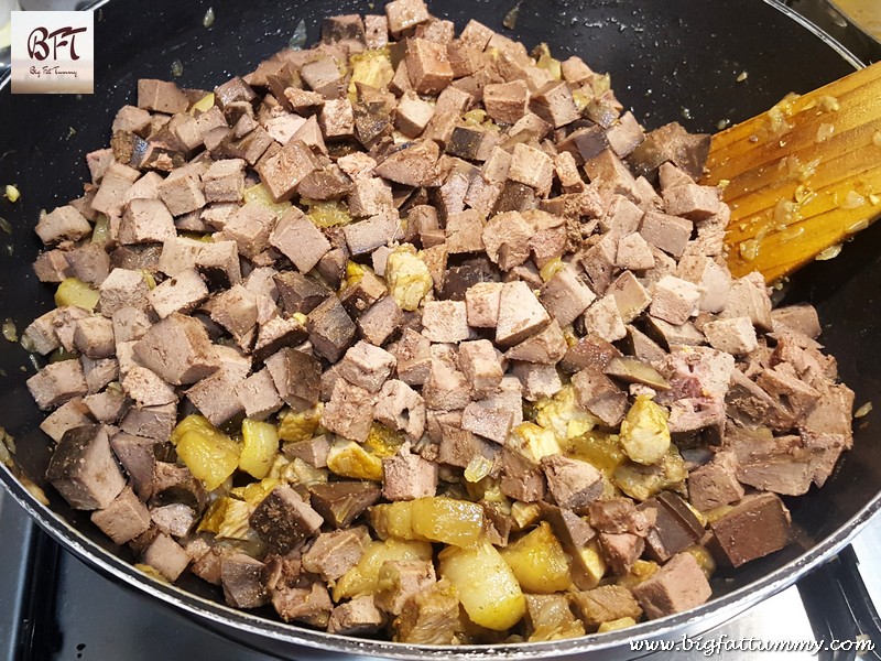 Preparation of Pork Meat Liver Masala / Quick Goan Sorpotel
