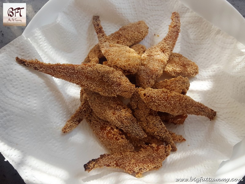 Preparation of Crispy Fried Anchovies