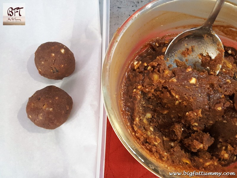 Making of Fruit Cake Chocolate Pops