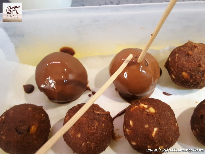 Making of Fruit Cake Chocolate Pops