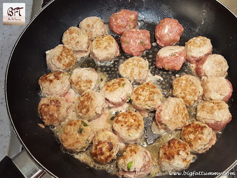 Preparation of Green Beef Meat Ball Curry