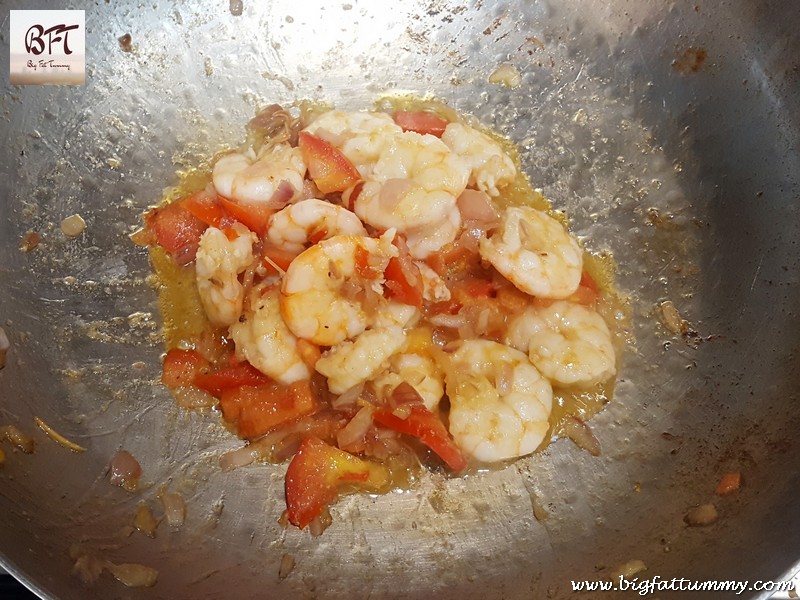 Preparation of Prawn Kohlrabi / Ganth Gobi / Naab / German Turnip / Knol Khol
