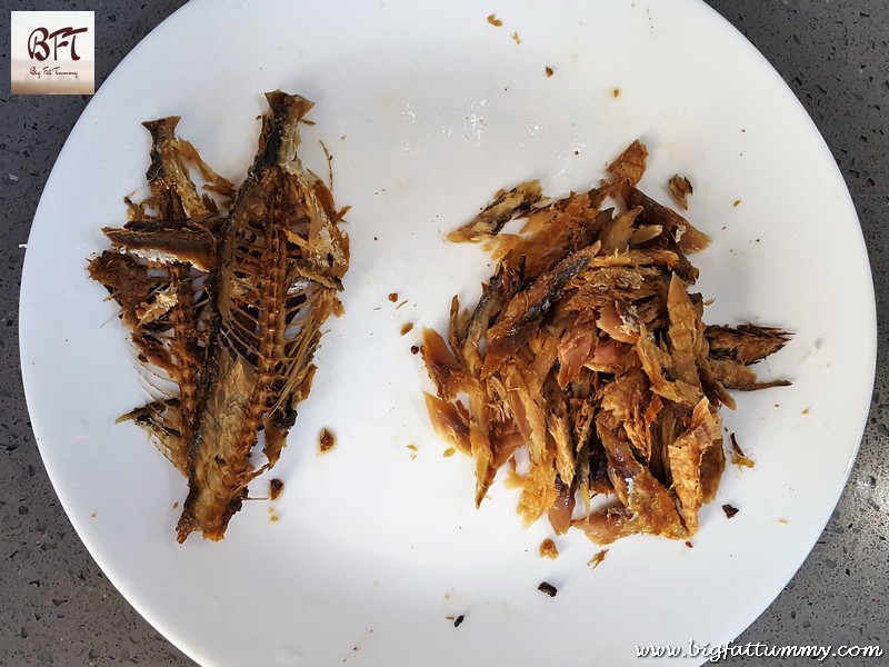 Making of Dry Mackerel Salad