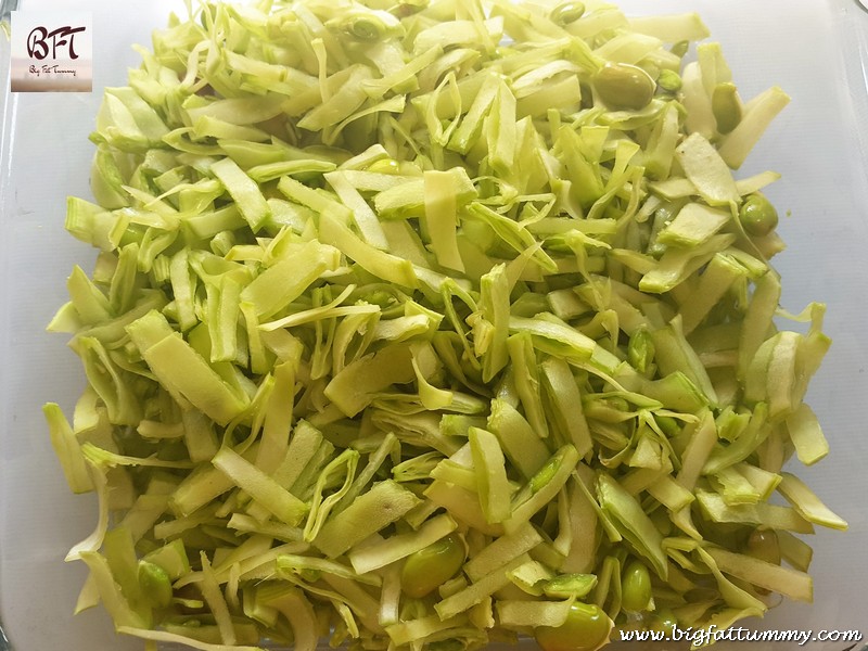 Preparation of Flat Bean Foogath (dry veg prep)