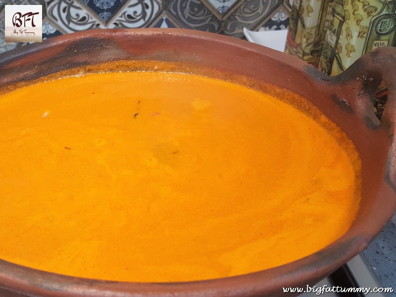 Preparation of Goan Omlette Kodi (curry)