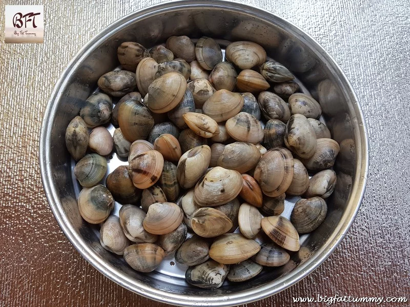 Preparation of ShellFish Sukkem (Goan preparation of Clams / Kube / Tisryo)