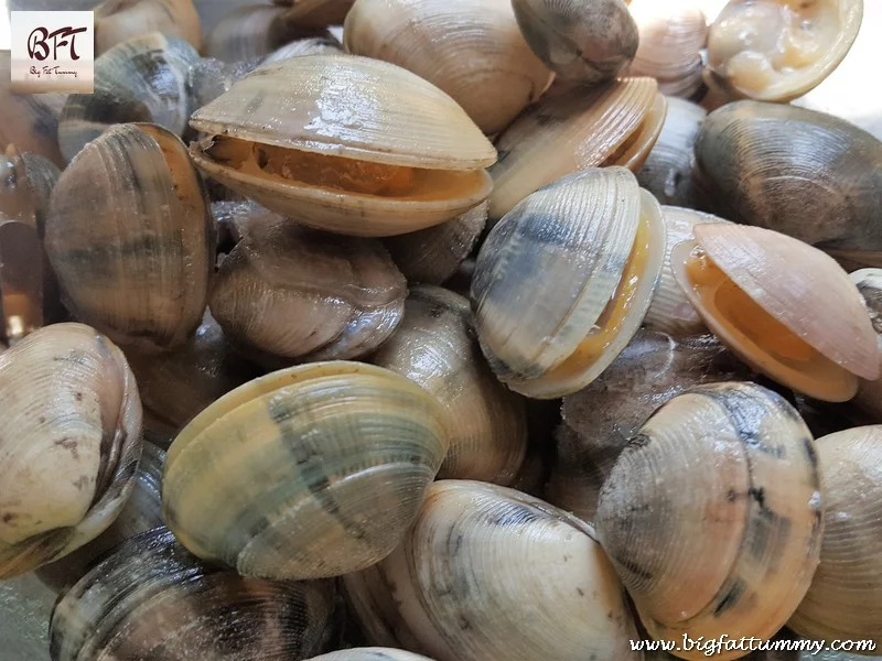 Preparation of ShellFish Sukkem (Goan preparation of Clams / Kube / Tisryo)