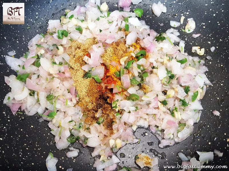 Preparation of ShellFish Sukkem (Goan preparation of Clams / Kube / Tisryo)