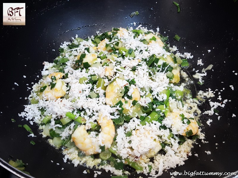 Making of Spring Onion Bhaji with Prawns