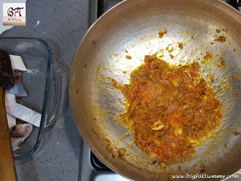 Preparation of Pomfret Jeerem Meerem (Goan curry without coconut)