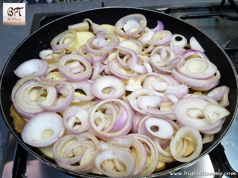 Preparation of Onion Beef / Bifes de Cebolada