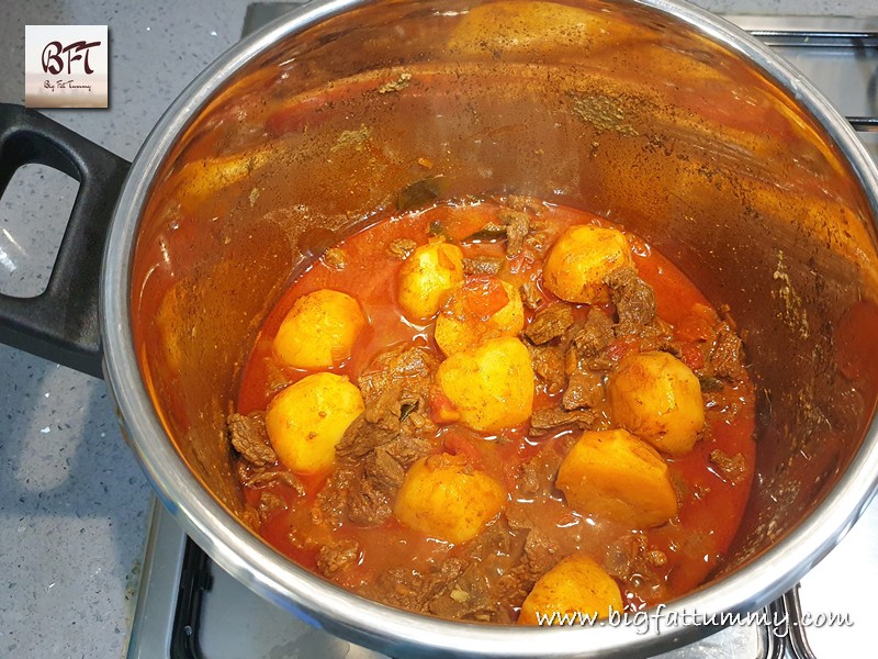 Preparation of Beef & Potato Curry